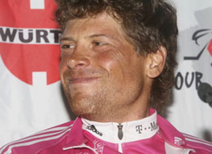 Jan Ullrich hefur ákveðið að hætta að keppa í hjólreiðum.