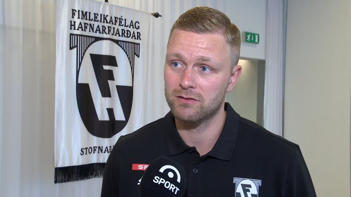 Aron verður þjálfari FH á næsta tímabili í Olís-deildinni.