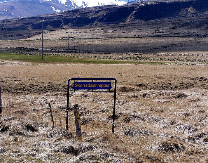 Skorradalshreppur leggur á það lágt útsvar að einstaklingar vilja nýta sér það til að njóta lægri skatta en gengur og gerist annars staðar. 