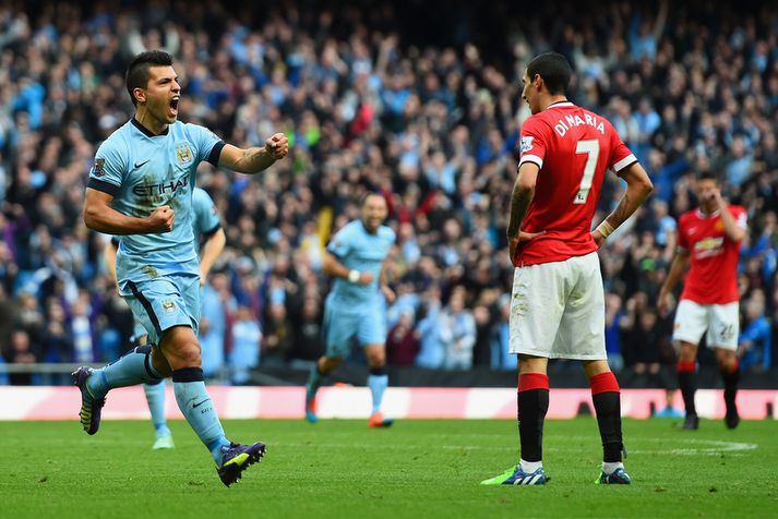 Sergio Agüero fagnar sigurmarki sínu.