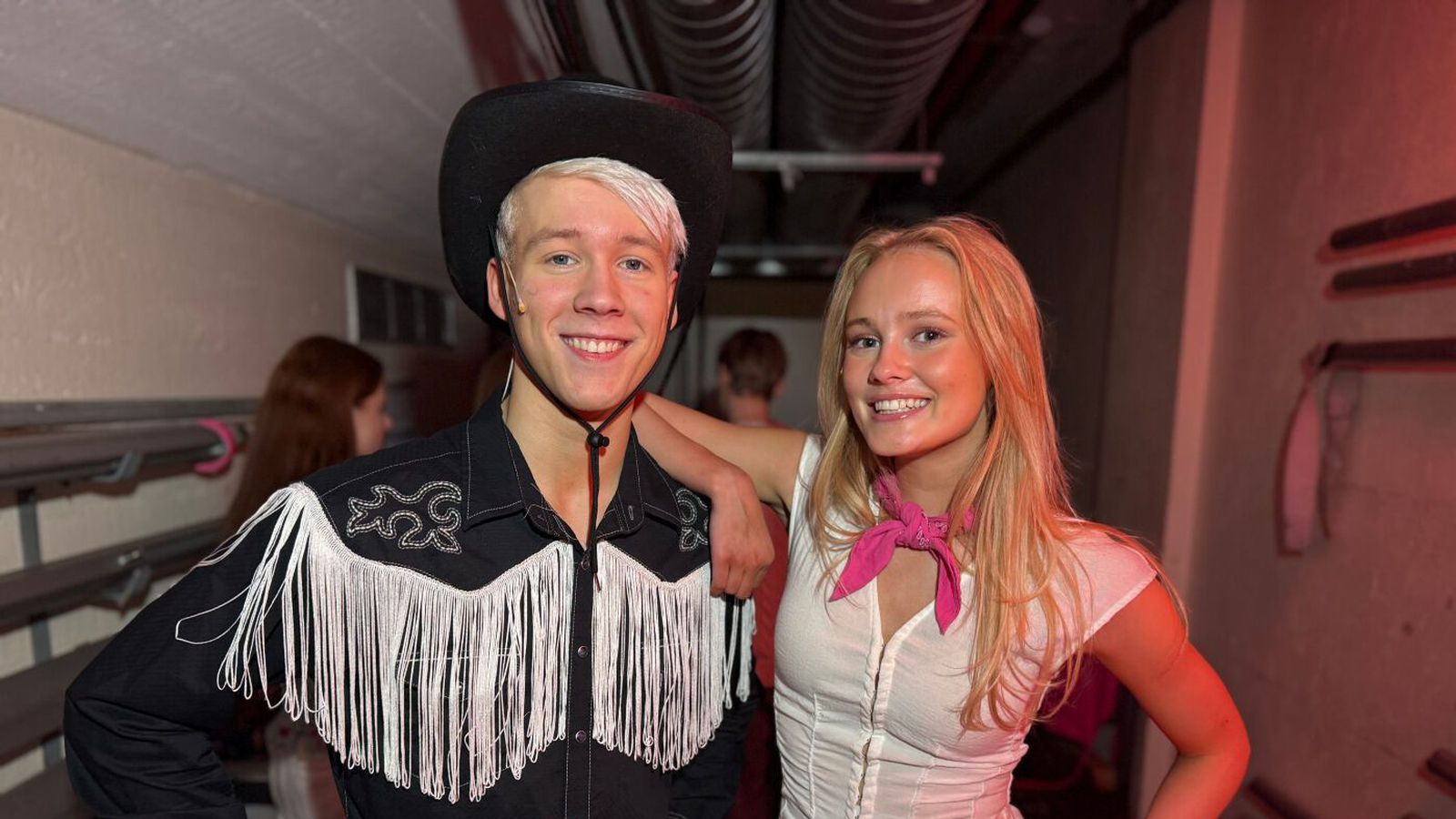 Ís­lensk Barbí og Ken: „Litaði bara hárið og fór í sprey-tan“