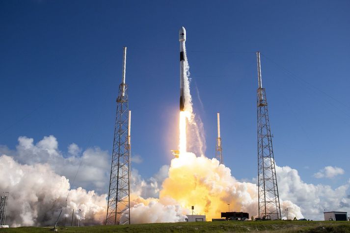 Frá geimskoti SpaceX í síðasta mánuði.