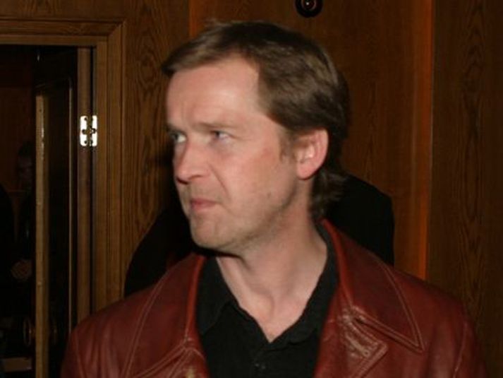 Karl sagði að persónulegar ástæður liggi alfarið að baki ákvörðuninni.