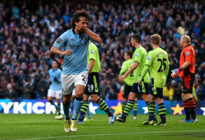 Silva fagnar marki sínu í dag.