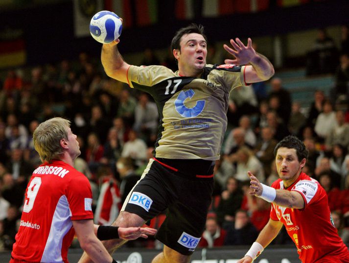 Þjóðverjinn Andrej Klimovets skorar á móti Íslandi á EM í Noregi 2008.