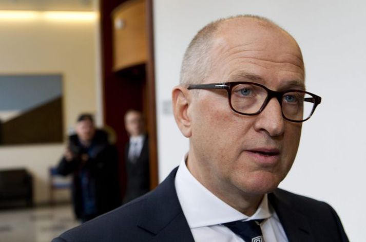 Endurupptökunefnd innanríkisráðuneytisins hafnaði á fimmtudag beiðni Ólafs Ólafssonar, sakbornings í Al Thani-málinu, um endurupptöku á dómi Hæstaréttar frá því í desember.