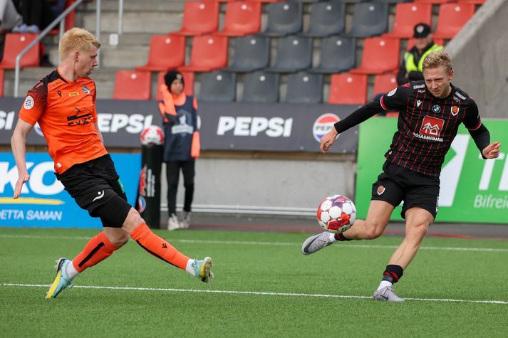 Helgi Guðjónsson lagði upp tvö mörk í kvöld og finnst hann finna sig vel á kantinum.