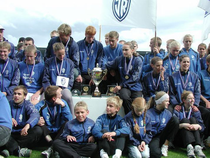 ÍR-ingar sjást hér fagna sigri í Laugardalnum í dag.