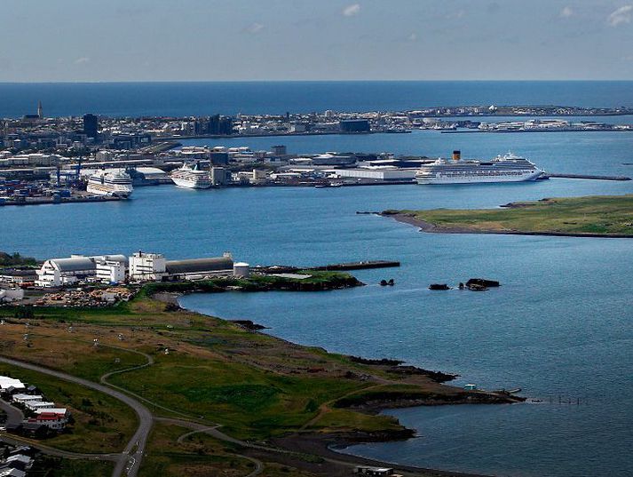 Enginn leki kom að skútunni er hún strandaði. 