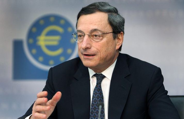 Mario Draghi Seðlabankastjóri Evrópusambandsins sagður taka áhættu með nýja útspilinu.nordic photos/AFP
