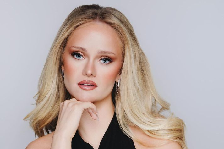 Sigga Ózk tók þátt í Söngvakeppninni 2023 og 2024.