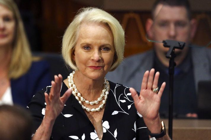 Cindy McCain ætlar að taka þátt í kosningabaráttuni Joe Biden í Arizona.