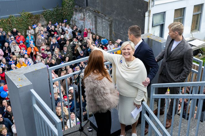 Halla Tómasdóttir tekur við embætti forseta íslands á morgun.