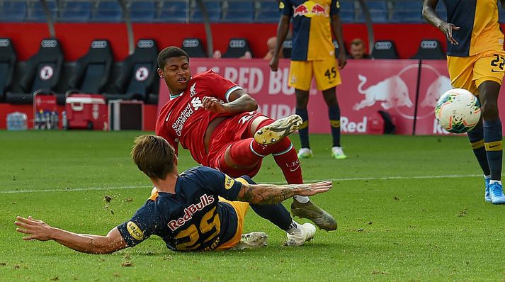 Brewster skoraði bæði mörk Liverpool í dag.