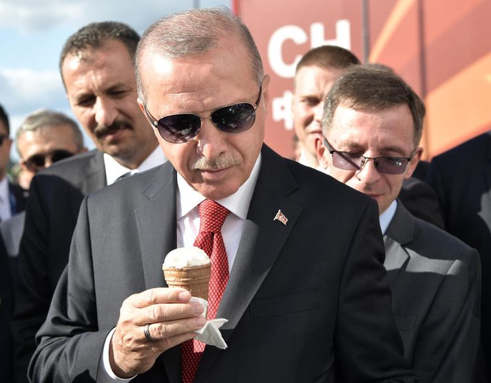 Erdogan er ekki sáttur við að kjarnorkuþjóðir banni Tyrkjum að koma sér upp kjarnavopnum.