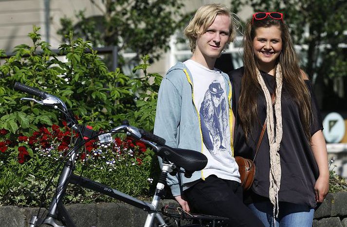 Sigurbjartur Atlason og Eygló Hilmarsdóttir fara með hlutverk Höllu og Svenna sveitó í kvikmyndinni Gauragangi.Fréttablaðið/stefán