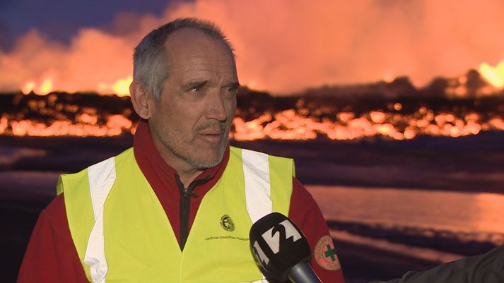 Ármann Höskuldsson eldfjallafræðingur við Holuhraun um árið.