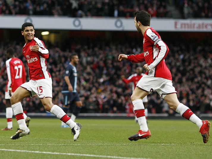 Cesc Fabregas og Denilson.