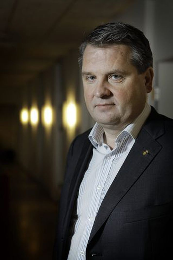 Lárus Blöndal