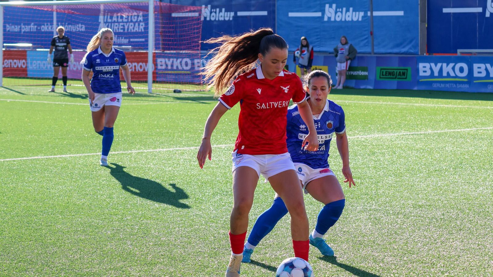 Valur - Fram 0-0 | Marka­laust jafn­tefli á Hlíðar­enda