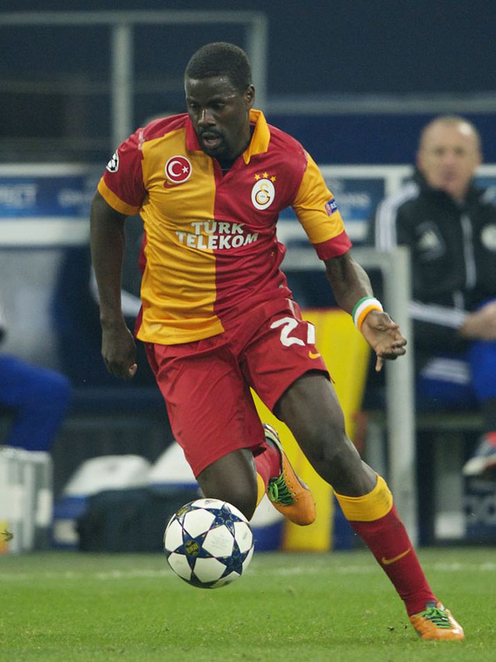 Emmanuel Eboue er sérstakur maður.