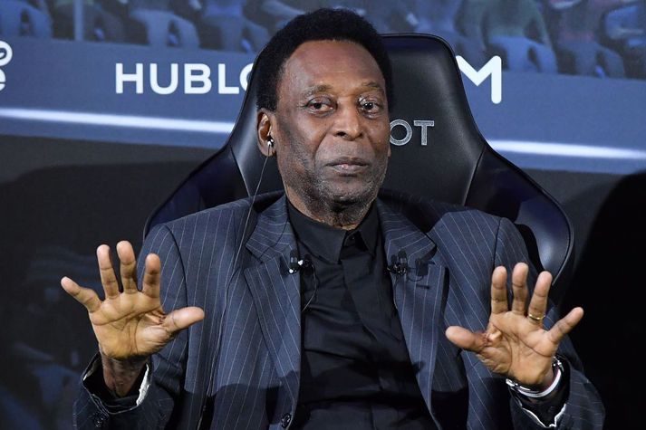 Pelé var fluttur á sjúkrahús í dag en dóttir hans segir ekki um neyðarástand að ræða.