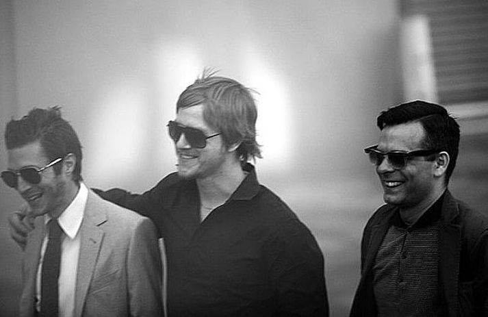 Paul Banks, söngvari Interpol, elskar bassaleikarann Carlos D eins og hann er.