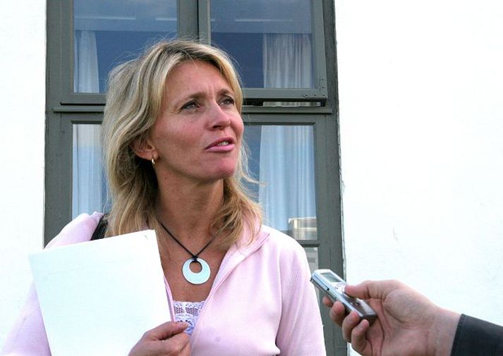 Þorgerður Katrín Gunnarsdóttir Þorgerður Katrín segist bjartsýn á að hagræðing innan menntamálaráðuneytisins gangi vel á næstu árum. Hún sést hér ræða við blaðamann eftir ríkisstjórnarfund í vikunni.