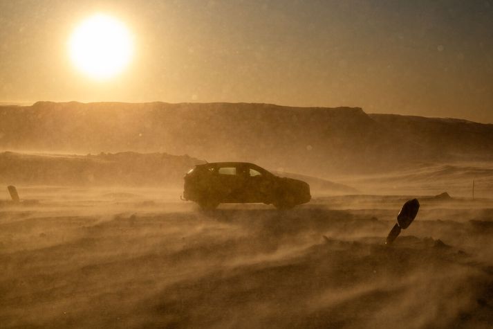 Skyggni gæti orðið slæmt á Hellisheiðinni í dag.