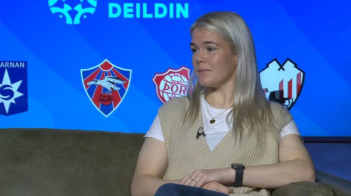 Arna Sif Ásgrímsdóttir sneri aftur í íslenska landsliðshópinn fyrir síðasta verkefni og var því í Hollandi á þriðjudagskvöld, þar sem Ísland varð að sætta sig við sárgrætilegt tap gegn heimakonum.