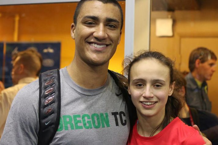 Ashton Eaton með Anítu eftir hlaupið.