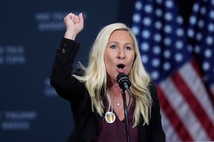 Marjorie Taylor Greene ætlar að hætta á þingi í janúar og vísar hún til deilna við Donald Trump, forseta, sem ástæðu þess að hún ákvað að hætta.