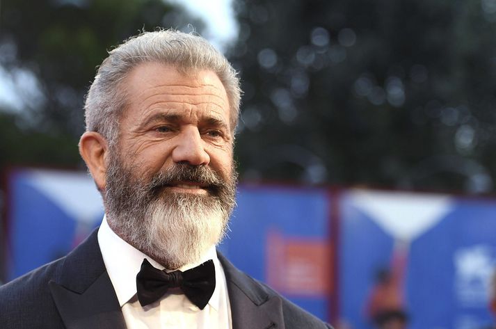 Mel Gibson.