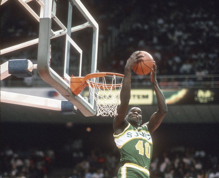 Shawn Kemp var þekktur fyrir kraftmiklar troðslur.