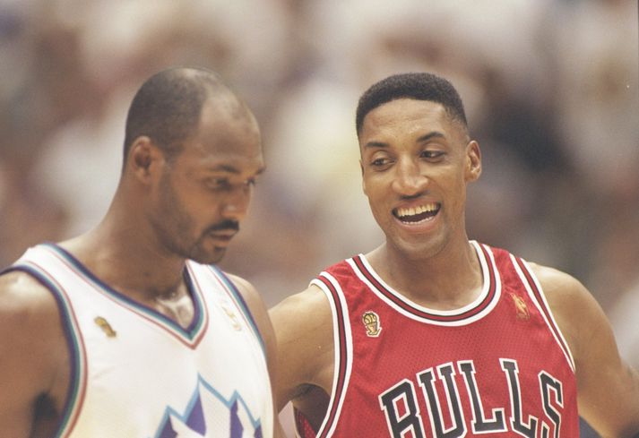 Pippen virðist hafa náð til Karl Malone í úrslitum NBA-deildarinnar árið 1997.