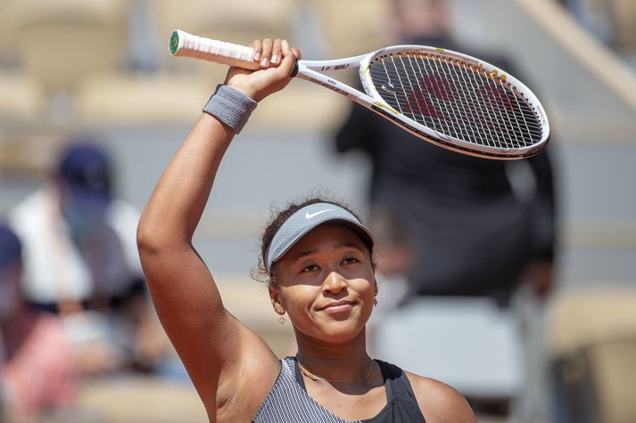 Naomi Osaka verður ekki meðal þátttakanda á Wimbledon mótinu sem hefst í lok þessa mánaðar.