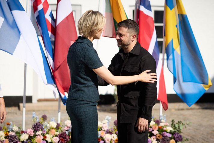 Kristrún Frostadóttir ásamt Selenskí Úkraínuforseta í Danmörku í dag.