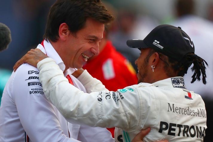 Toto Wolff og Lewis Hamilton á góðri stundu.