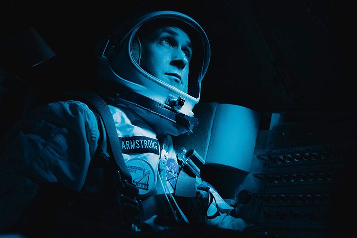 Kvikmynd Óskarsverðlaunaleikstjórans Damien Chazelle um ævi Neil Armstrong er komin í kvikmyndahús.