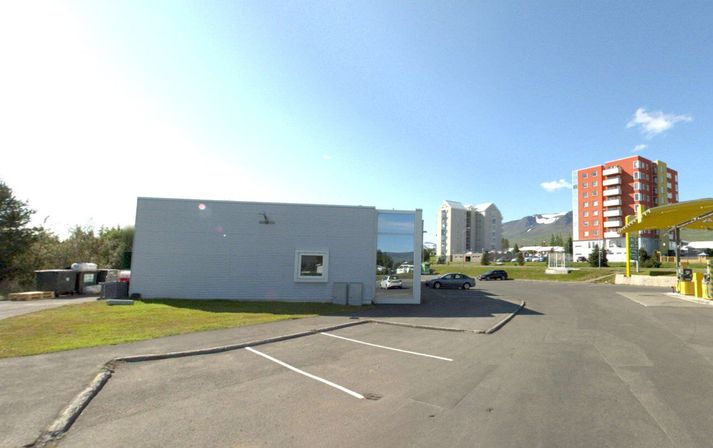 Meint atvik eru sögð hafa átt sér stað fyrir utan Krambúðina við Borgarbraut, Akureyri