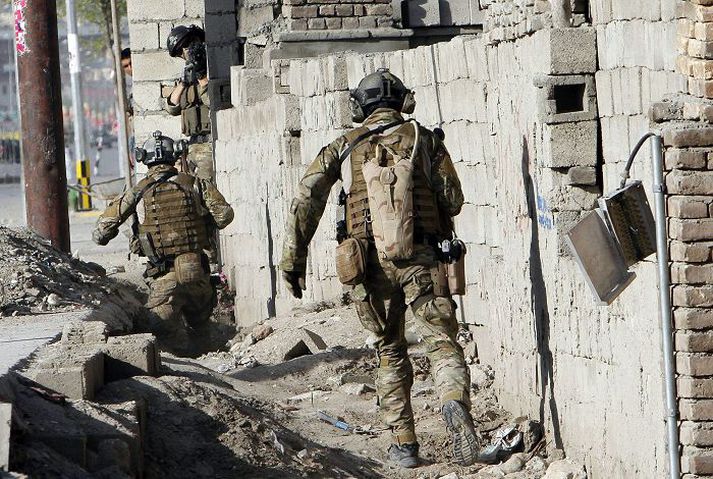Fjórir kanadískir hermenn sem störfuðu í Afganistan hafa framið sjálfsvíg á síðustu tveimur vikum.