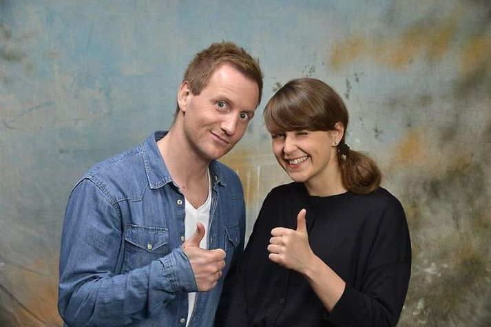Bjarni Fritzson og Kristín Tómasdóttir sátt með bókina.