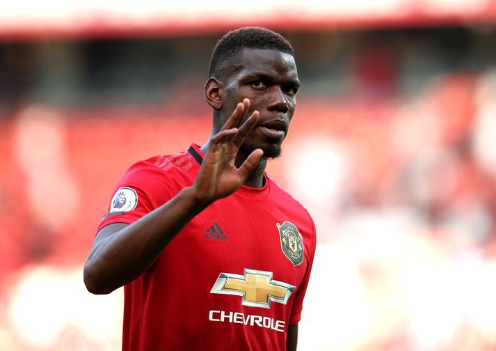 Pogba lék ekki með Manchester United í tapinu fyrir West Ham United í gær vegna meiðsla.