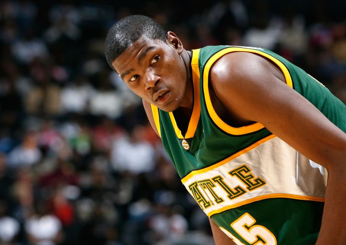 Kevin Durant hóf NBA-feril sinn með Seattle SuperSonics en Seattle missti félagið til Oklahoma City árið 2008.