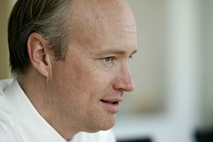 Anders Fällman forstjóri Invik Ekki er loku fyrir það skotið, að mati forstjóra sænska fjármálaþjónustufyrirtækisins Invik, að sama kunni að eiga við um Ísland og Svíþjóð, að löndunum myndi farnast betur í myntsamstarfi Evrópuþjóða. 