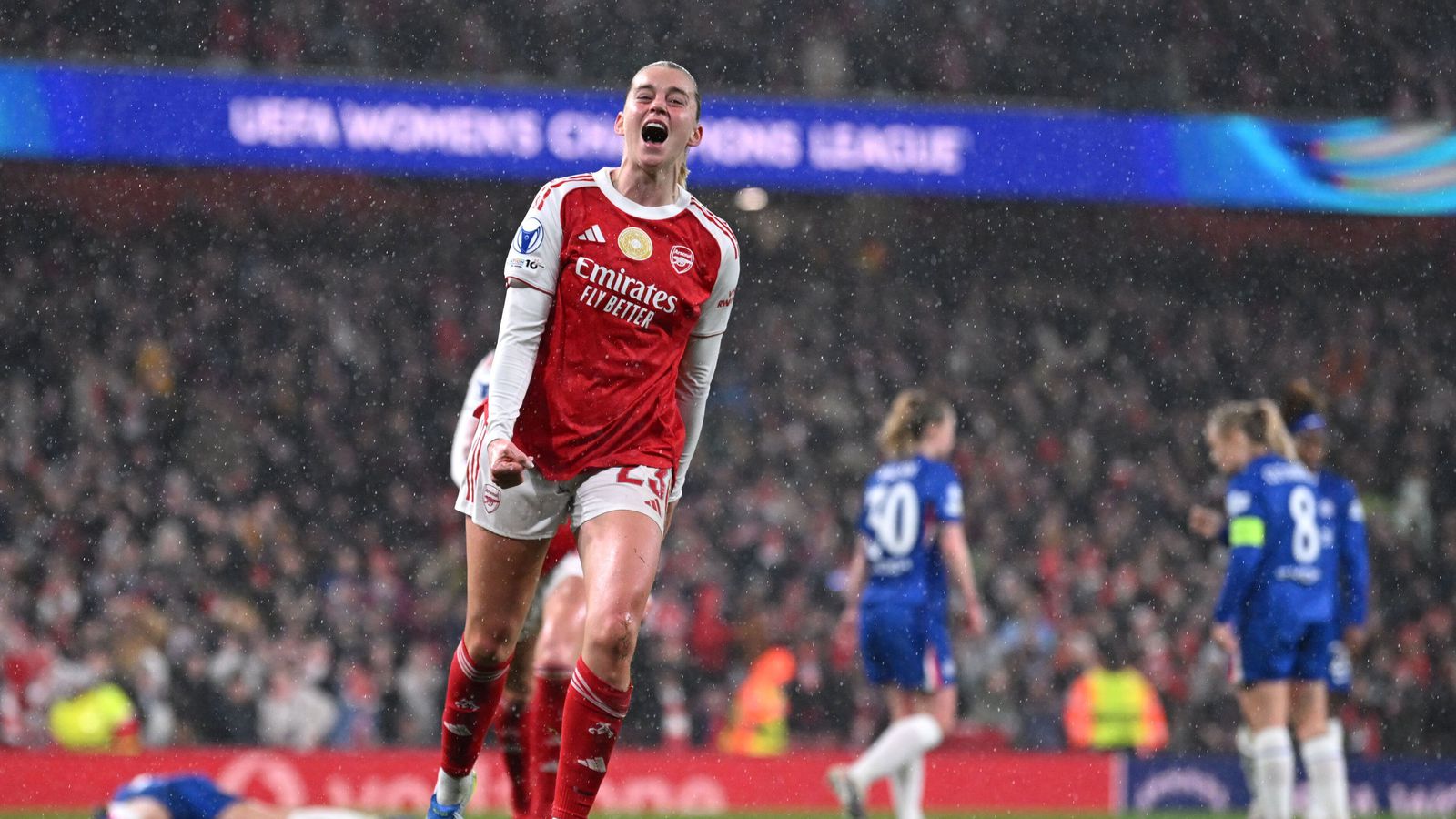 Tvö mörk dæmd af Chelsea í Meistara­deildar­tapi á móti Arsenal