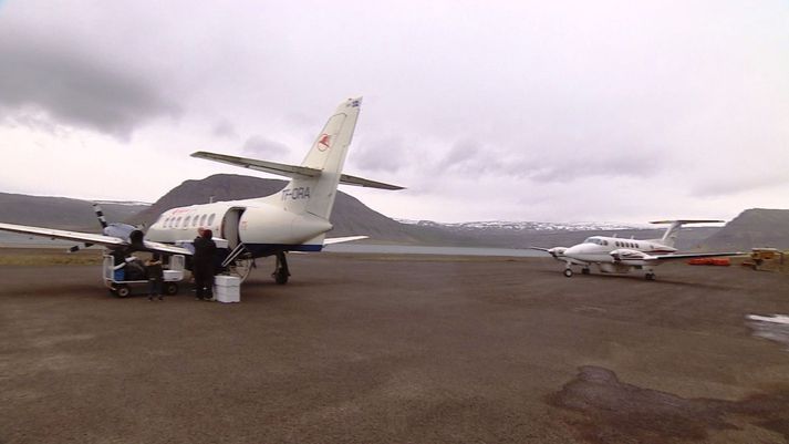 Vélin var komin langleiðina að Bíldudal, þegar ákveðið var að snúa henni aftur til Reykjavíkur.