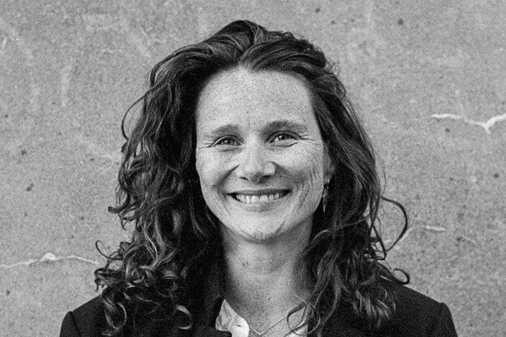 Hanna Björk segir erfitt að fjármagna heimildarmyndir eins og hana langi til að gera. Hún geri líf sitt erfitt með þessum hætti, að taka að sér klikkuð verkefni sem svo þurfi að ganga upp.