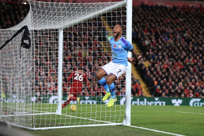 Raheem Sterling í leik með Manchester City á móti Liverpool á Anfield fyrr í vetur.