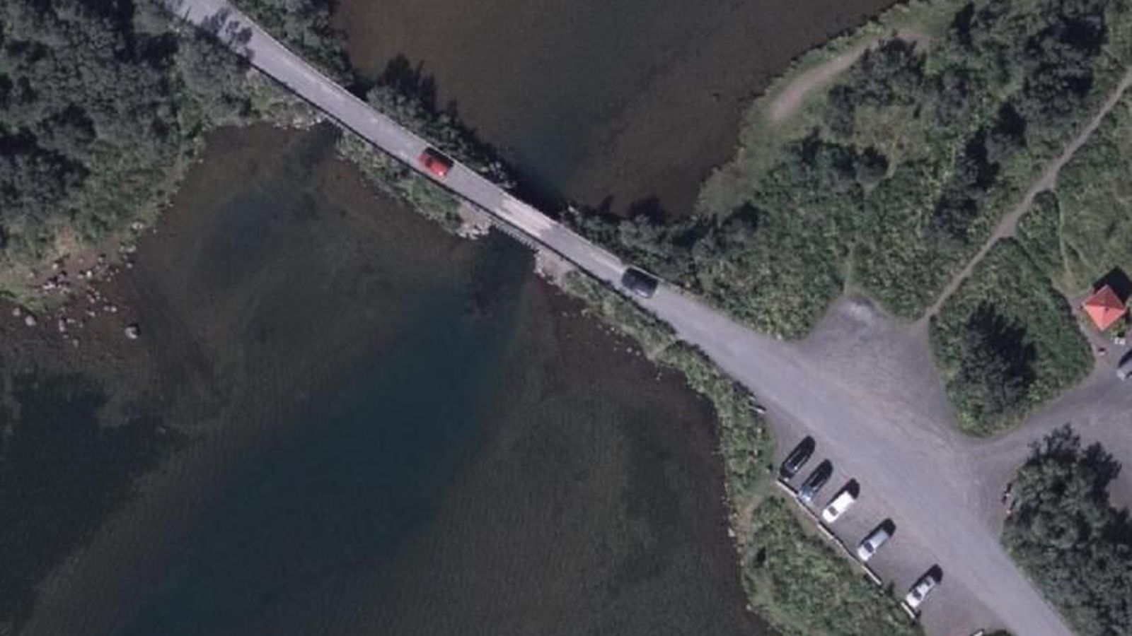 Brúnni yfir Hellu­vatn lokað í fimm vikur